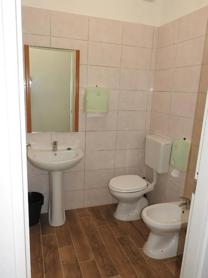Il Cenacolo Hh Hotel Calambrone 0*,  Italy